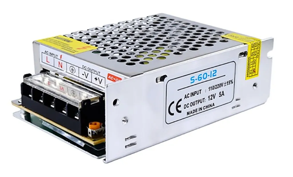 Fuente de alimentación 12VDC 5A